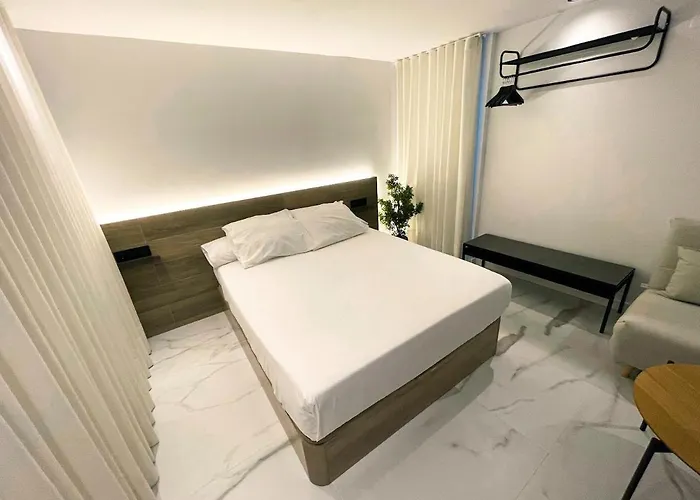 Turisticos Boutique Con Jacuzzi Lägenhet *