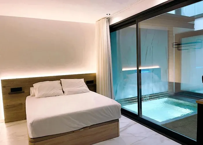 Turisticos Boutique Con Jacuzzi * Кордова