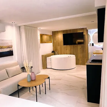 Boutique Vv Con Jacuzzi Appartamento Cordova